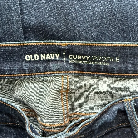 Old Navy Women's Dark Blue Mid Rise Curvy Profile Jeans Size 10 Regular - Picture 3 of 9